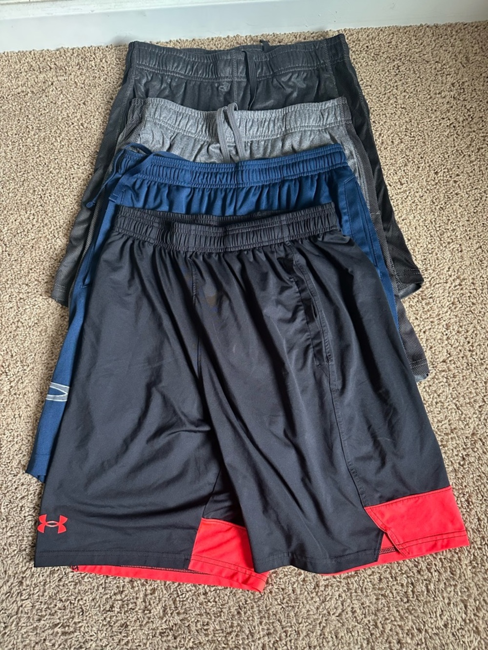 Mens Athletic Shorts LOT Under Amour & RBX sz M